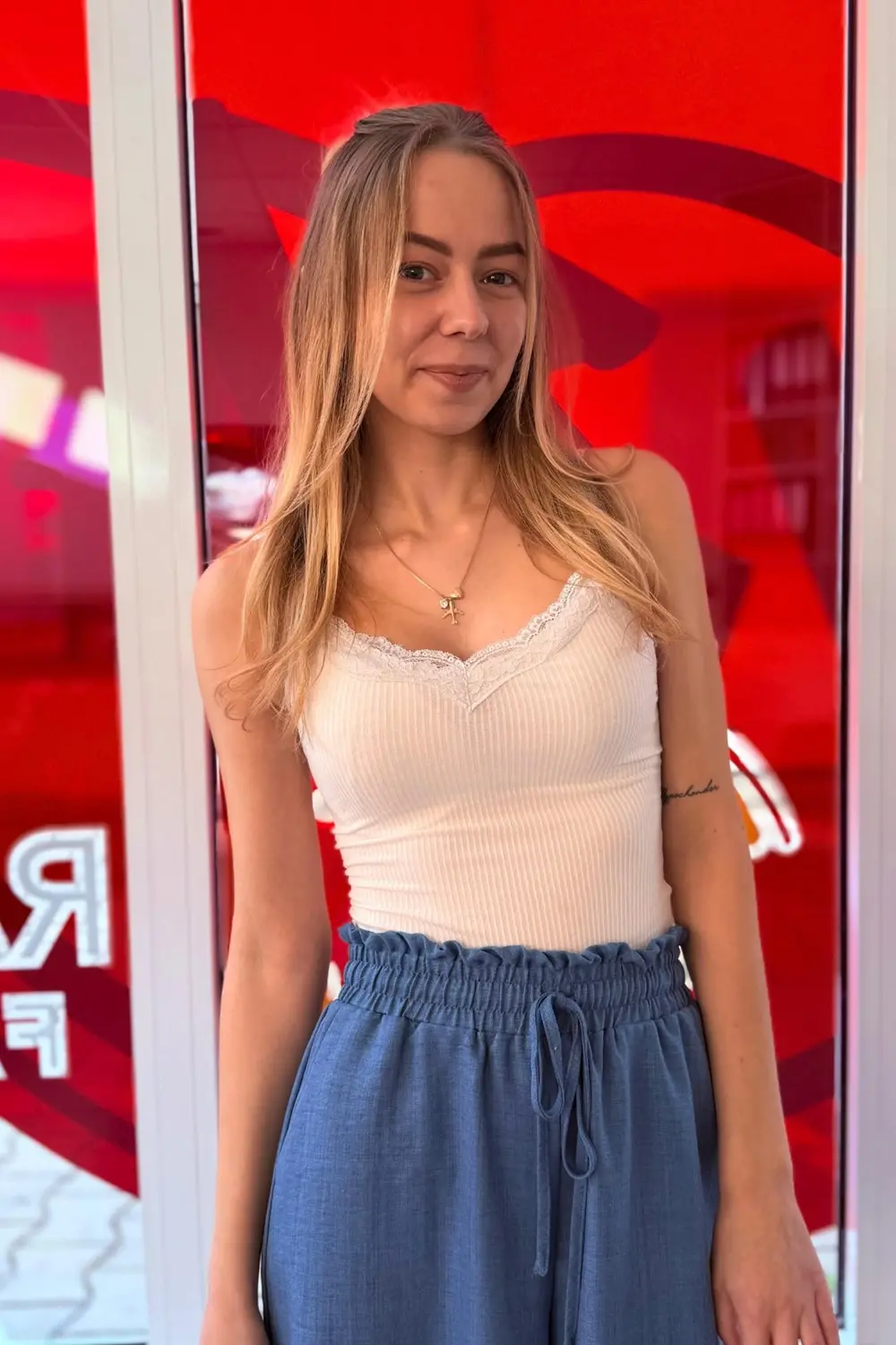 Celine Schneider, Büro